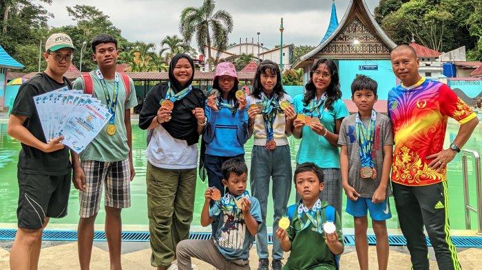Akuatik Kota Medan Apresiasi Perjuangan Atrena SC dan ASC di Bhayangkara Championship Open 2025