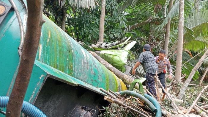 Truk CPO Masuk Jurang, Polres Tapsel Pantau Pra-Evakuasi