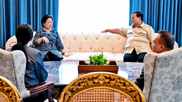 Presiden Prabowo Subianto menerima kedatangan Presiden ke-5 RI sekaligus Ketua Umum (Ketum) PDI Perjuangan (PDI-P) Megawati Soekarnoputri di Istana Kepresidenan, Jakarta, Kamis (19/3/2026) siang.