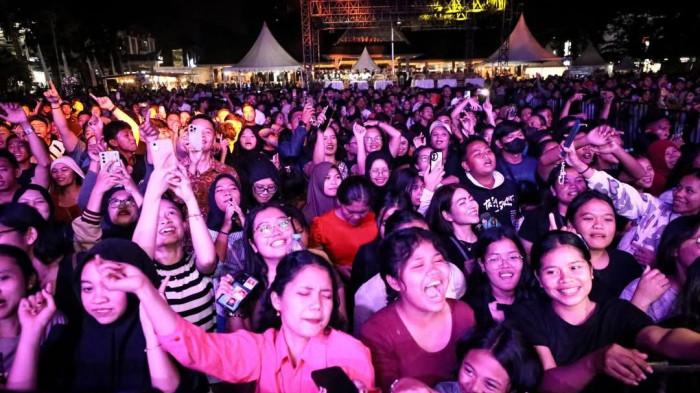 Pesta Rakyat Hari JadI