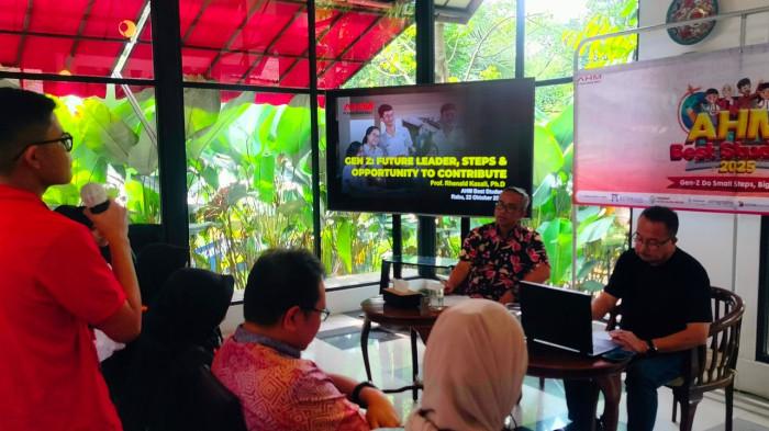 AHMBS 2025 Dorong Gen Z Jadi Pemimpin Masa Depan Bersama Prof. Rhenald Kasali