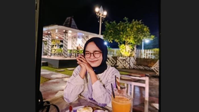 WANITA DIBUNUH - Rahmadani Siagian, korban pembunuhan yang ditemukan di dalam boks kontainer plastik, di Jalan Menteng 7, Kecamatan Medan Denai, Selasa (10/3/2026). Korban dikabarkan sudah 2 hari tak pulang, sampai akhirnya ditemukan tewas.