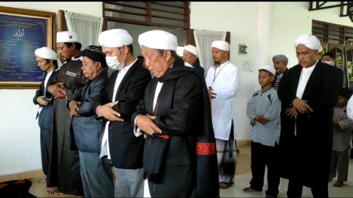 JEMAAH Thareqat Naqsabandiyah Laksanakan Salat Idulfitri Hari Ini Minggu 1 Mei 2022