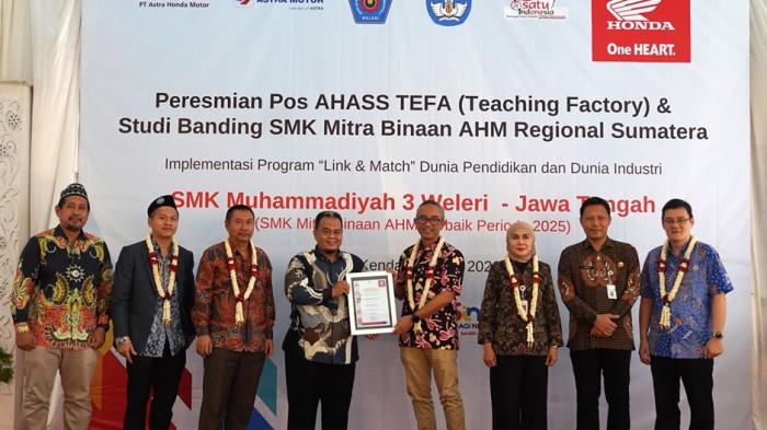 Resmikan Pos AHASS TEFA,