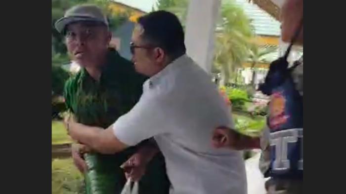 Pria di Langkat Ngamuk dan Siramkan Bensin di Kantor Bupati