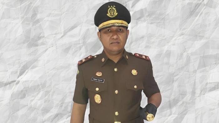 KAJARI MEDAN- Ridwan Sujana Angsar, eks Kepala Subdirektorat Penyidikan Tindak Pidana Khusus Lainnya dan Tindak Pidana Umum di Kejati NTT ditunjuk sebagai Kepala Kejaksaan Negeri (Kajari) Medan. Ia menggantikan Fajar Syah Putra.