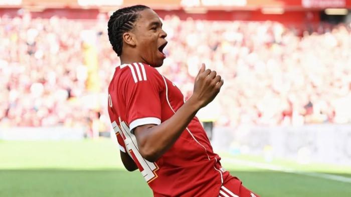 Rio Ngumoha pencetak gol