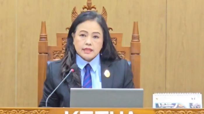 ROSPITA VICI - Komisioner Komisi Informasi Pusat RI, Rospita Vici Paulyn.