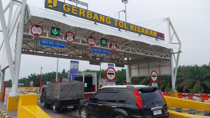 Volume Kendaraan Capai 11 Ribu per Hari di Gerbang Tol Kisaran saat Libur Tahun Baru Islam