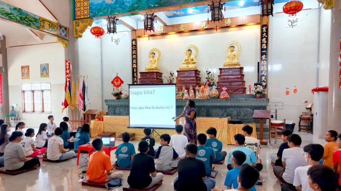 STAB Bodhi Dharma Gencarkan Pengabdian kepada Masyarakat