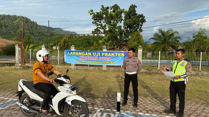 Polres Tapteng Berlakukan Trek Huruf S untuk Ujian Praktek SIM C