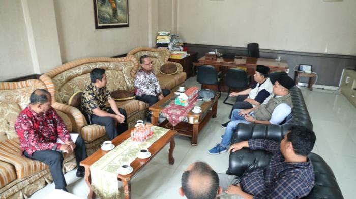 Sekda Pakpak bertemu SKJ