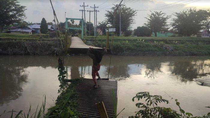 Jembatan Putus di Titi Bambu Tak Kunjung Diperbaiki Pemko Medan, Warga: Rubuhkan Saja, Bahaya
