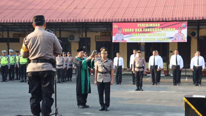Wakapolres Pimpin Upacara Penyerahan Jabatan Kabag Ren Polres Tebing Tinggi