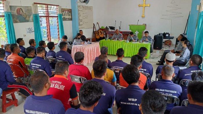 Rutan Balige bersama PK Bapas Sibolga Laksanakan Sidang TPP ReIntegrasi PB, CB, Pengangkatan Tamping