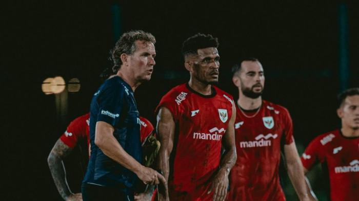 BERLATIH - Skuat Timnas Indonesia berlatih di Jeddah, Arab Saudi jelang ronde 4 Kualifikasi Piala Dunia 2026.