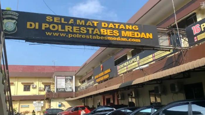 Suasana Polrestabes Medan. Kapolrestabes Medan, Kombes Pol Dr. Jean Calvijn Simanjuntak merombak sejumlah jabatan perwira, Rabu (13/5/2026)