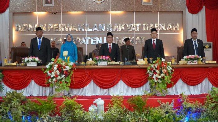 Plt Bupati Syah Afandin dan Forkopimda Langkat Dengarkan Pidato Kenegaraan Presiden Jokowi