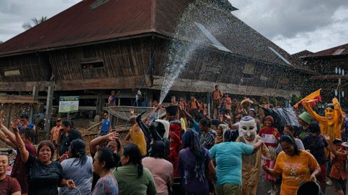 Musim Kemarau Panjang,Warga Juhar Gelar Ritual Erlau-lau Berharap Hujan