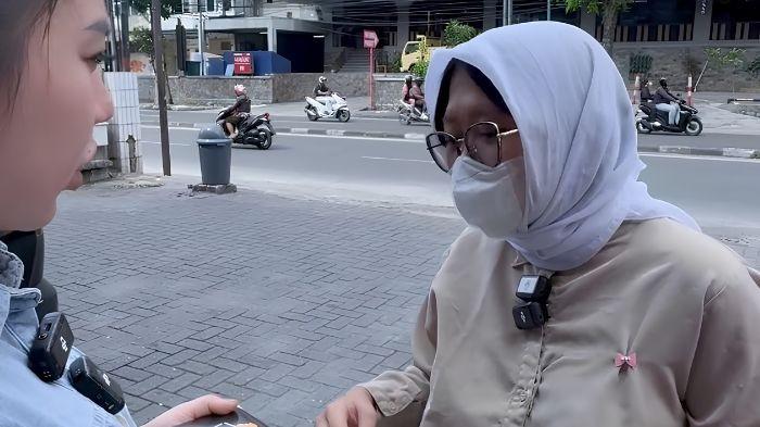 Terpisah dari Jakarta, Kakak Ini
