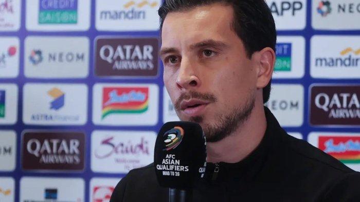 Gelandang Timnas Indonesia, Thom Haye menyebut mimpi Garuda lolos Piala Dunia 2026 belum berkahir dan meminta dukungan suporter saat lawan Arab Saudi.