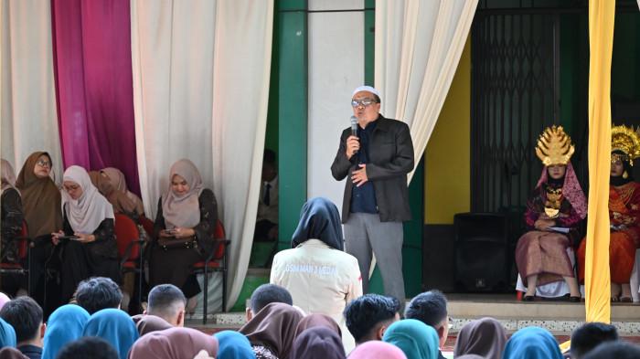 UNPAB Hadiri Pelepasan Siswa Kelas XII