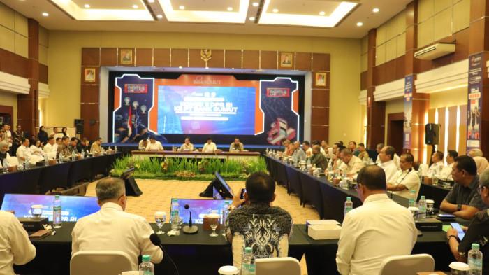Wakil Bupati Toba Hadiri Kunker Komisi II DPR RI & Wamendagri ke PT Bank Sumut 2026