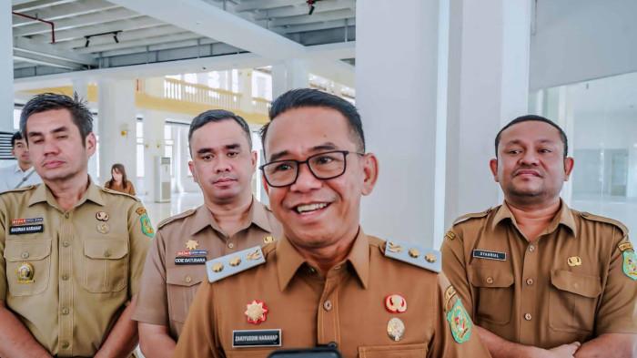 Wakil Wali Kota Medan, Zakiyuddin Harahap, saat meninjau langsung Gedung Warenhuis, Senin (12/1/2026). Dalam waktu dekat Pemko Medan akan tentukan fungsi dan pengelola Gedung Warenhuis.