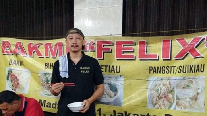 Pantas Saja Bolak-balik Dilaporkan tapi Lolos, Kehebatan Abu Janda, Ini Orang Besar di Belakangnya