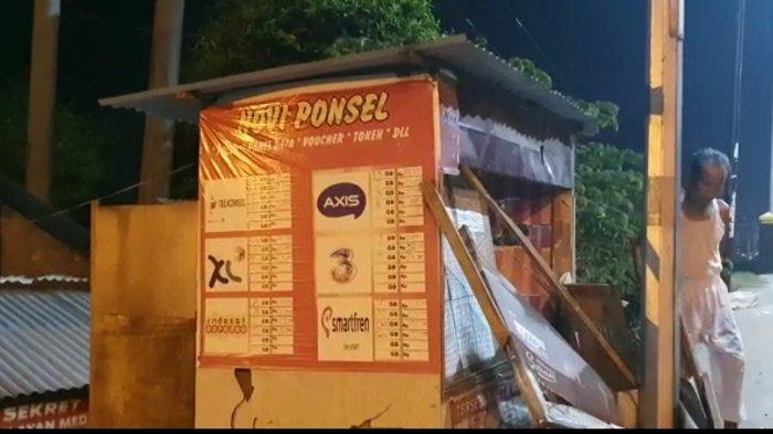 Dua Kelompok Warga Bentrok di Belawan, Saling Serang Pakai Parang, Warung Pulsa Dirusak dan Dijarah