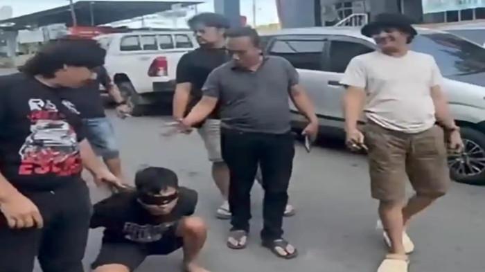PELAKU MUTILASI DITANGKAP - AF pelaku mutilasi ibu kandung diringkus Polres Lahat, Sumatera Selatan (Sumsel), Rabu (8/4/2026). (dokumentasi polisi)