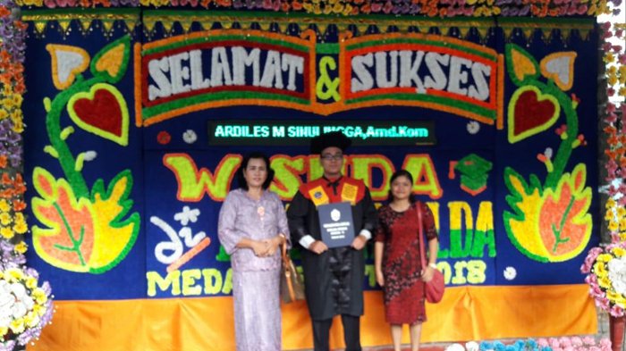 Istri Aiptu Sinulingga Berharap Polisi Tunaikan Janji Mantan Kapolri untuk Putra Tunggalnya