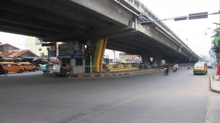 Arus Lalu Lintas di Simpang Amplas Lancar