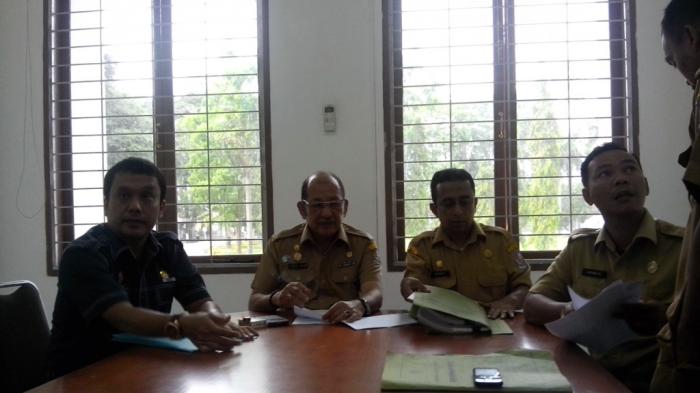 Suara Asrin Naim Marah-marah Terdengar Sampai Keluar Aula, Apa Penyebabnya