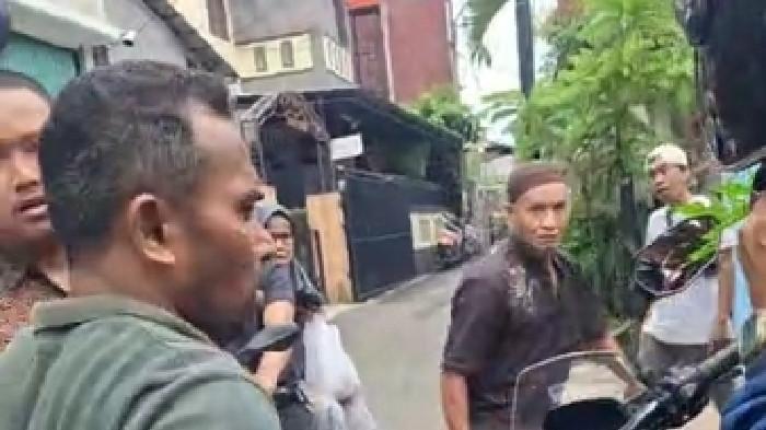 Cari Info SPPG yang Akibatkan Keracunan, Sejumlah Wartawan Dianiaya saat Liput MBG di Jaktim