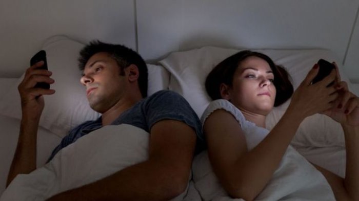 BAGI Pasangan Suami Istri, Berikut 5 Cara Agar Bercinta (Hubungan Intim) Tahan Lama di Ranjang