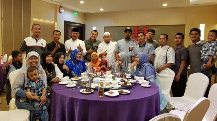Alumni Ushuluddin UINSU Angkatan 2004 Buka Puasa Bersama