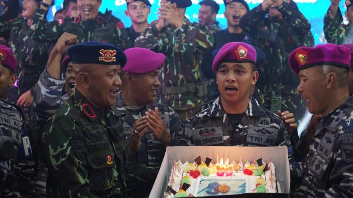 dalam perayaan HUT ke-80 Brimob Polda Sumut di Mako Brimob Medan Tembung, Jumat (14/11/2025).