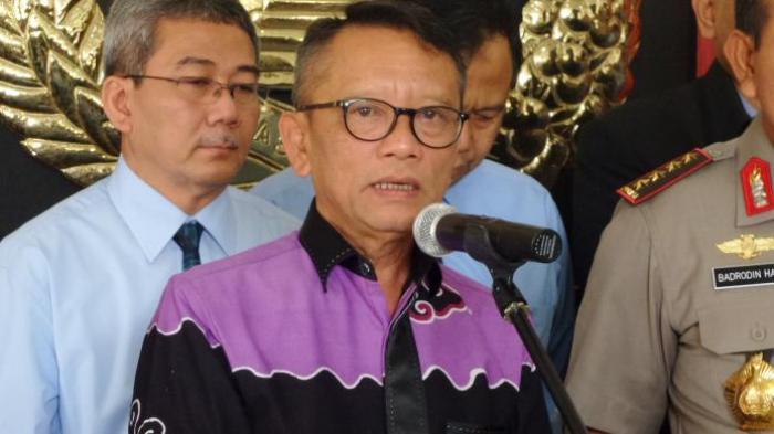 Direktur Jenderal Pajak Ken Dwijugiasteadi
