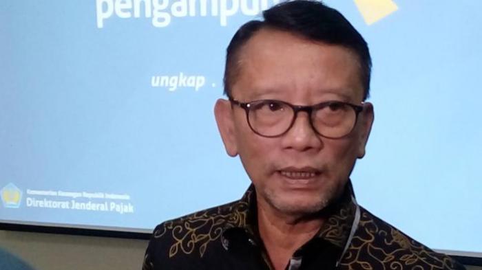 Dirjen Pajak, Ken Dwijugiasteadi saat acara buka puasa bersama media di Direktorat Jenderal Pajak di Jakarta, Kamis (30/6/2016).