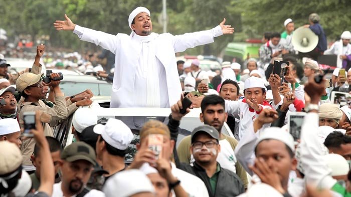 Sudah Berstatus Tersangka, Apakah Polisi Akan Terbitkan Surat Perintah Penangkapan Habib Rizieq?