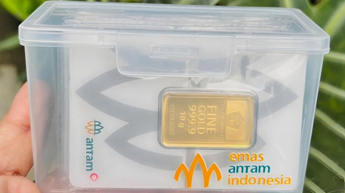 NAIK TIPIS- Untuk harga emas Antam hari ini 15 April 2026 naik tipis dibanding hari sebelumnya.