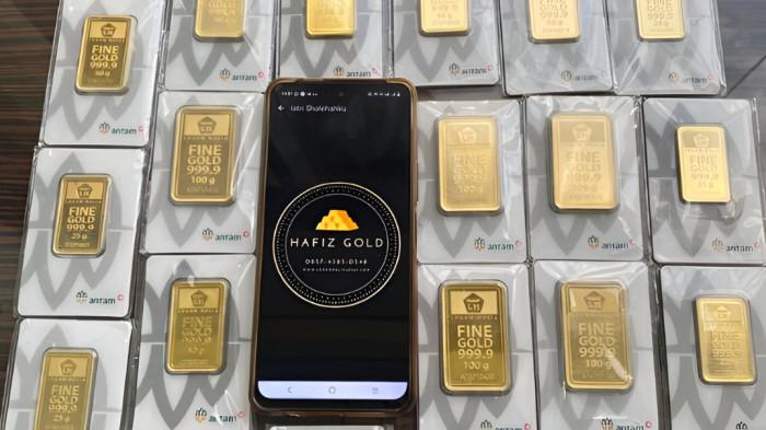 TURUN TIPIS- Harga emas Antam Logam Mulia 16 Januari 2026 turun tipis Rp 9.000 per gram. Kini nilainya berada di level Rp 2,669,000 per gram.