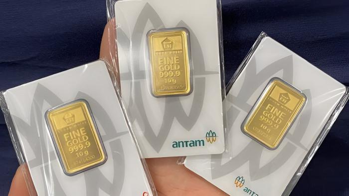 NAIK TIPIS- Harga emas Antam 5 Juni 2026 naik tipis Rp 11.000 per gram.