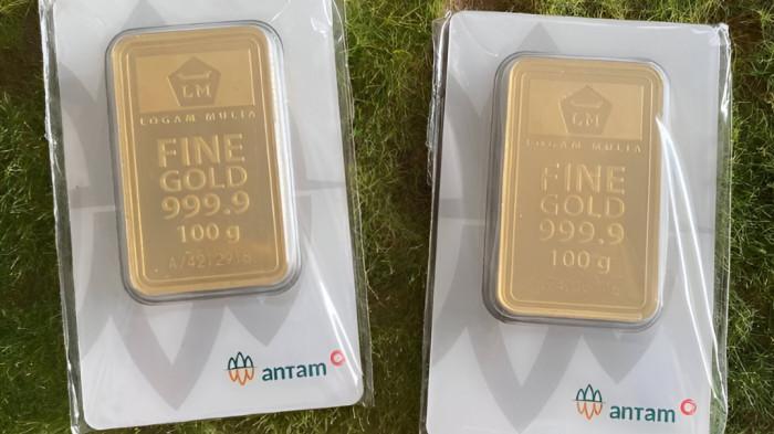 NAIK LAGI- Hari ini, Senin 22 Desember 2025 harga emas Antam Logam Mulia meroket lagi. Sekarang naik Rp 11.000 per gram.
