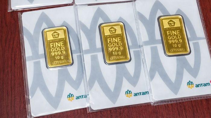 NAIK- Harga emas Antam hari ini 18 April 2026 naik tipis dibanding hari sebelumnya.