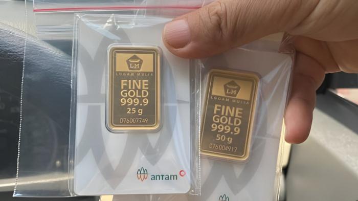 STAGNAN- Harga emas Antam 1 Juli 2026 terpantau stagnan. Saat ini, harga buyback emas Antam justru anjlok.