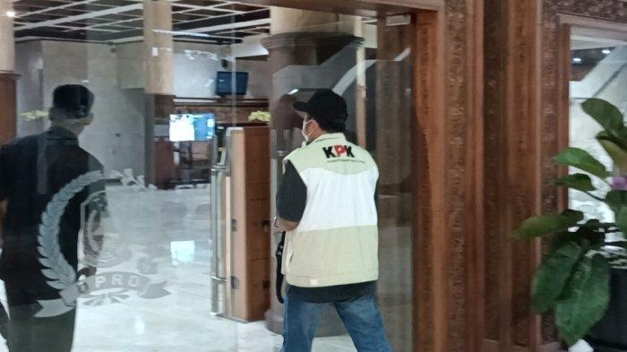 SETELAH Dikritik Luhut, KPK Semakin Mengganas, Kantor Gubernur Khofifah dan Wakil Gubernur Digeladah