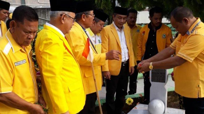 HUT ke-55 Partai Golkar Sumut Lakukan Ziarah ke Makan Pahlawan