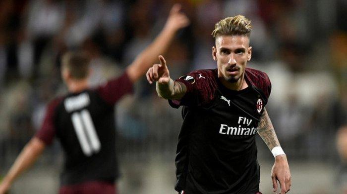 Rumor Transfer: AC Milan Buru Winger Timnas Italia, Samu Castillejo Bisa Jadi Korbannya